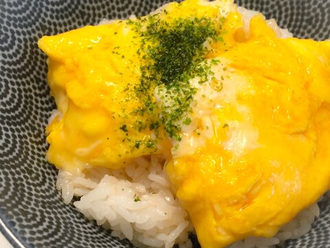 チーズオムレツ丼 レシピ 作り方 By Harrylove 楽天レシピ